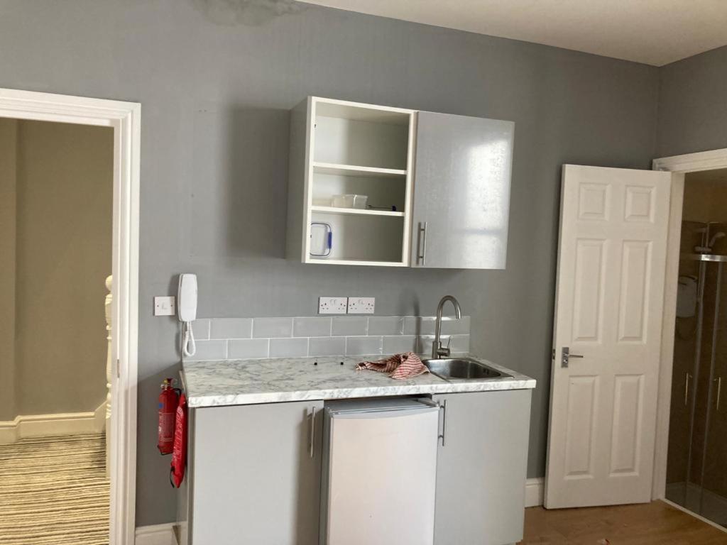 112 Gleneagle Road Rooms Λονδίνο Εξωτερικό φωτογραφία